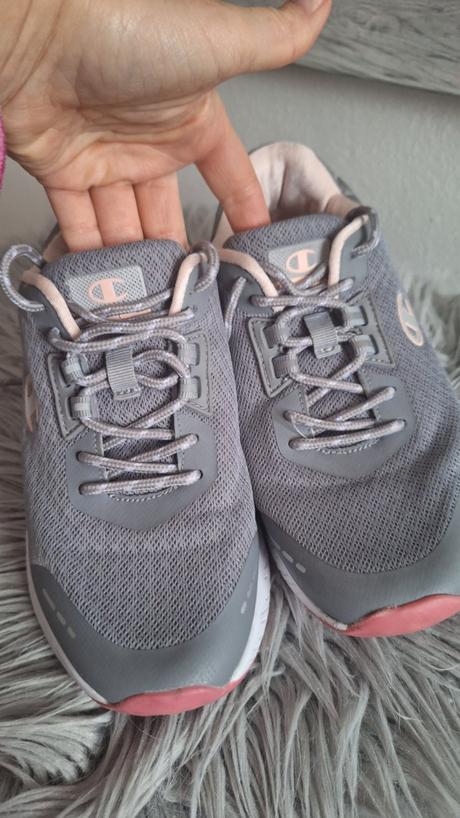 Tenisky top stav, champion,36