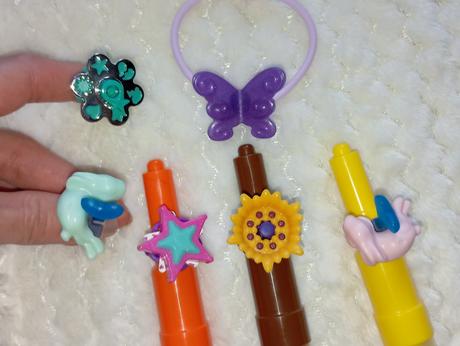 Prstene a náramky kinder surprise 3,