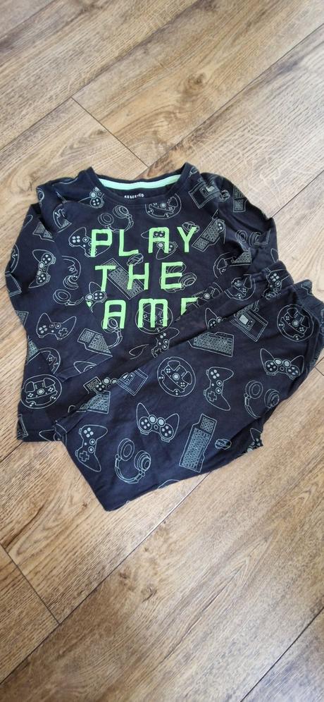 Pyzamo game, reserved,116