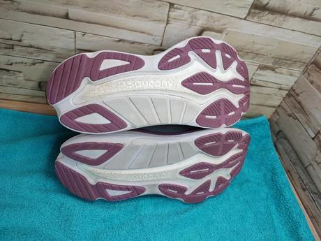 Saucony 42,5 - dámske bežecké tenisky, 42