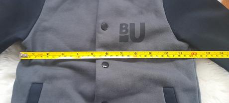 By upsalla mikina, 110