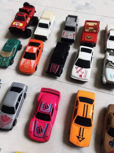 Staré autíčka,motorky,lietadlá 39 ks, 