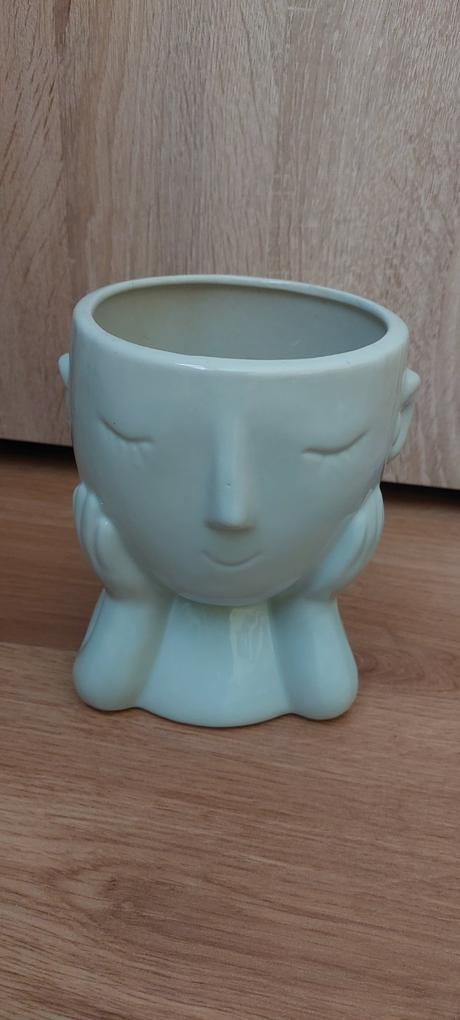 Keramický kvetináč hlava, 
