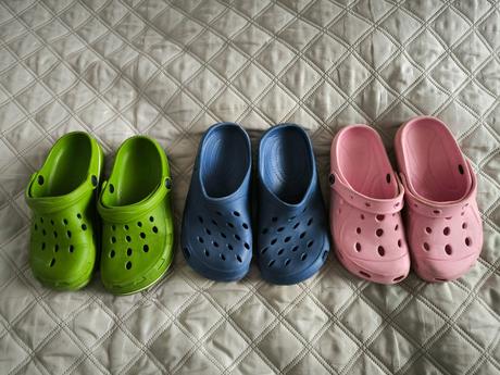 Crocsy v.33/34, výborný stav,cena 2e/pár, deichmann,34