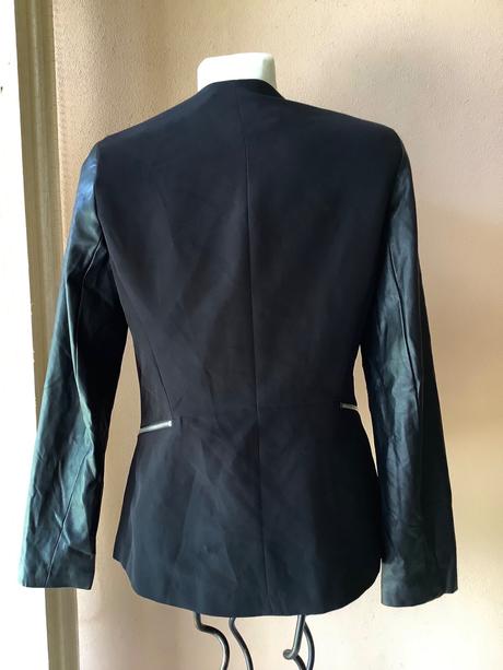 Kabatik, atmosphere,s