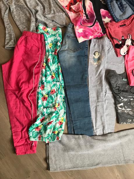 Mix oblecenia 13 ks, 122–134