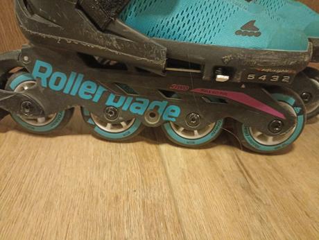 Kolieskové korcule, rollerblade