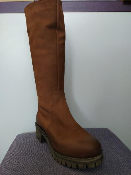 Kožené čižmy, 37