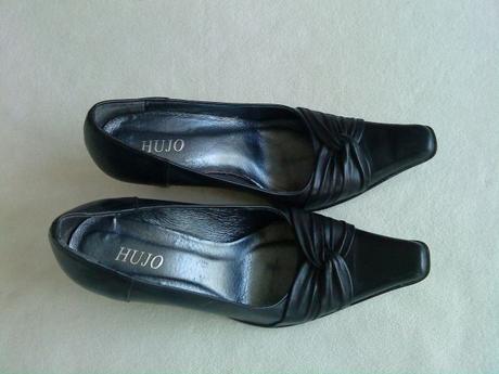 Kožené lodičky zn. hujo, 38