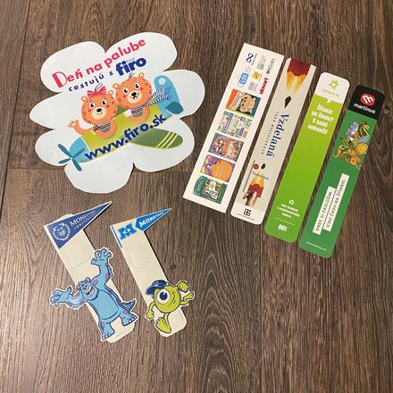 Záložky do kníh, nálepka na auto,