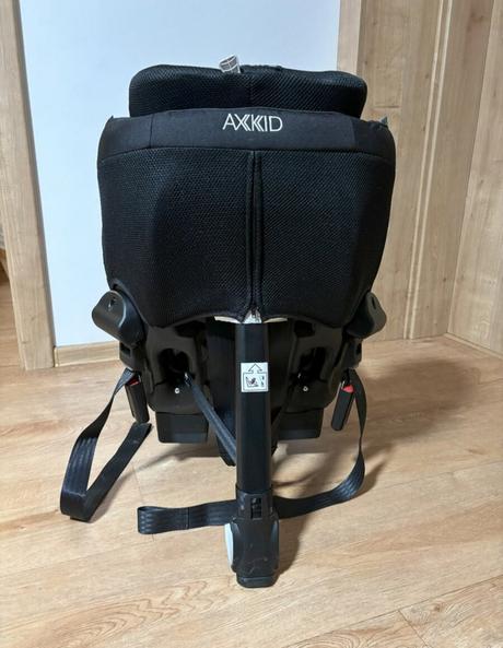 Protismerná autosedačka axkid minikid, axkid