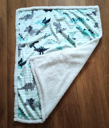 Huňatá dečka dinosaury oeko tex, 