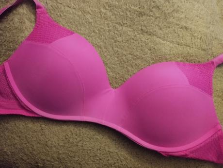 Wonderbra luxusna podprsenka, 85d