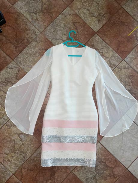 Nádherne spoločenské  saty, 36