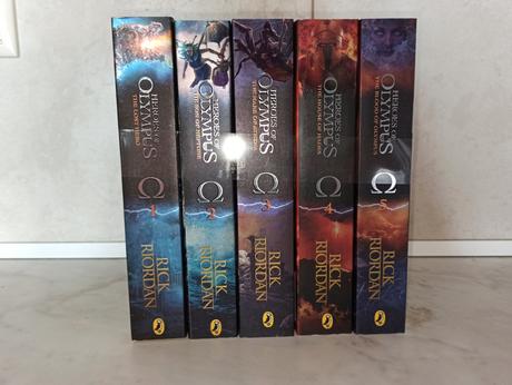 Rick riordan - heroes of olympus nau24,