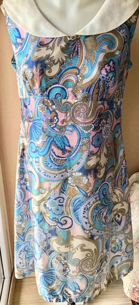 Saténové šaty/1a, 40