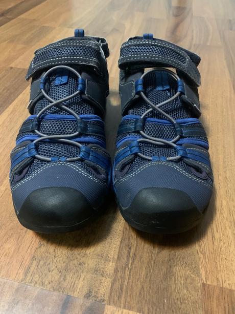 Predám športové topánky s otvorenou patou, geox,36