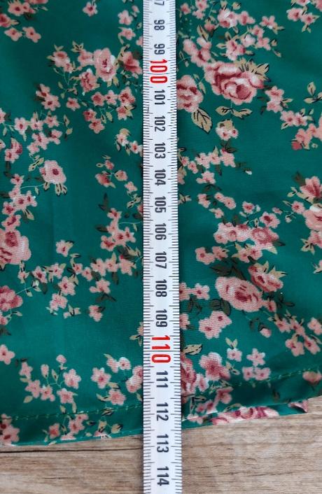 Zelené letné kvetinové šaty, l