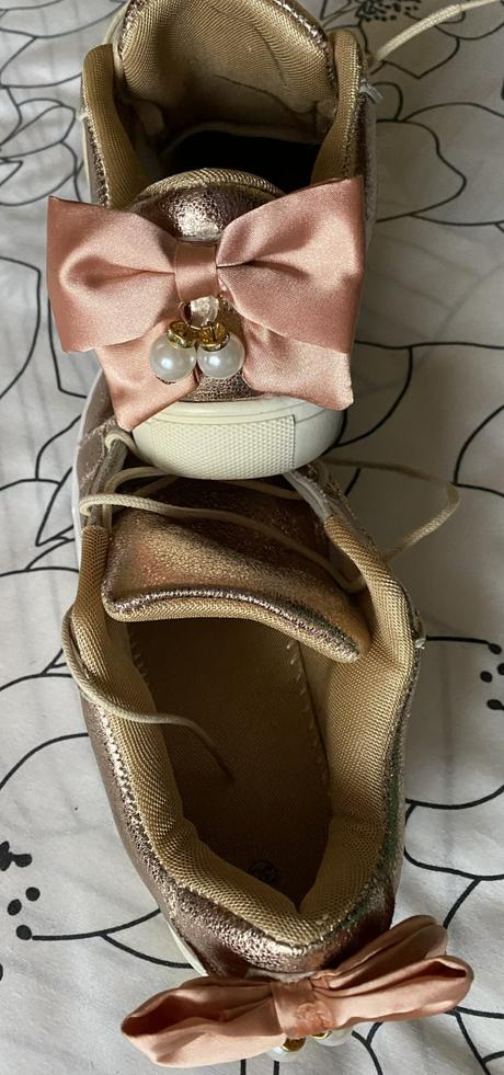 Zlaté topánky - tenisky v. 35, 35