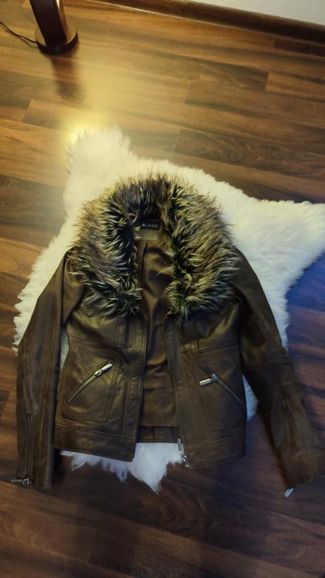 Kožená bunda, 34