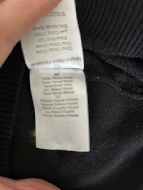 Pulóver s véčkom a 7/8 rukávmi, 38