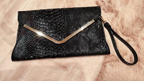 Lesklá listová kabelka,