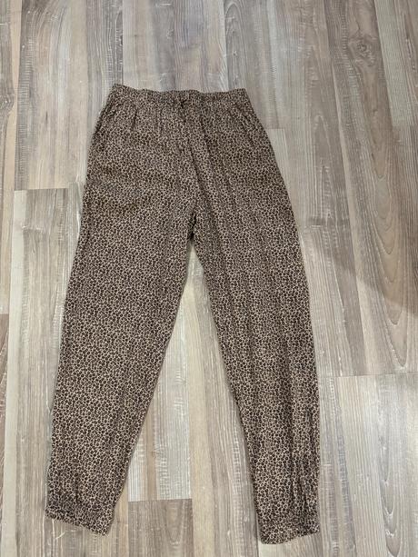 H&m nohavice, h&m,134