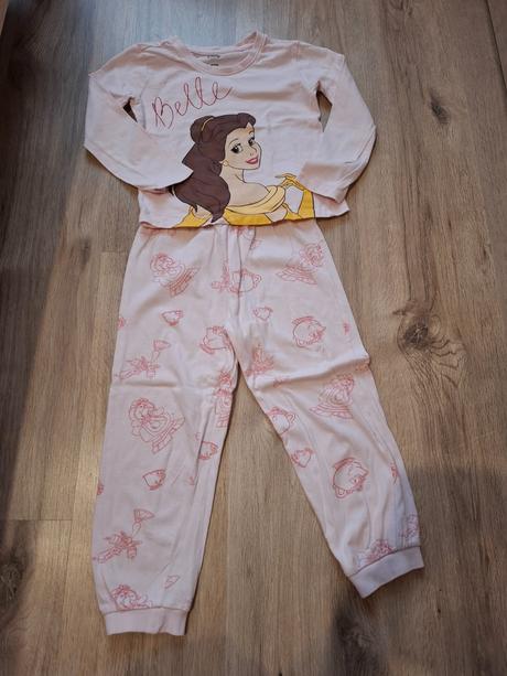 Pyžamo belle, sinsay,104