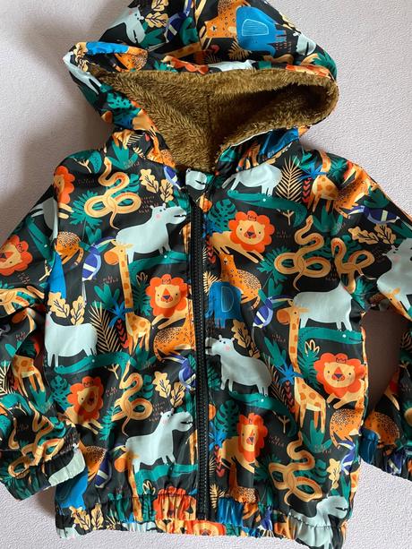 Prechodná bundička, 110