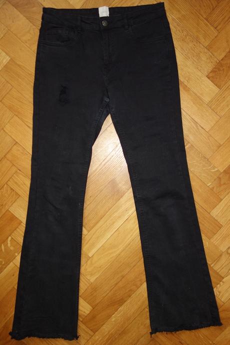 Zvonové rifle gocco 14 rokov, 164