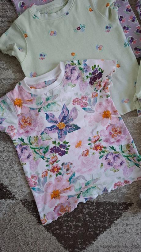 Pyžamá 3-4 yrs, next,104