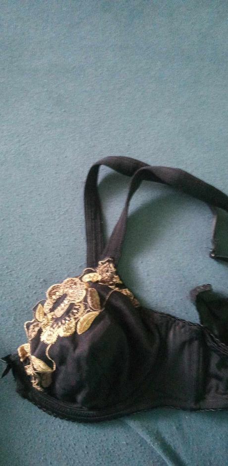 Podprsenka s kosticou a cipkou, tezenis,80b