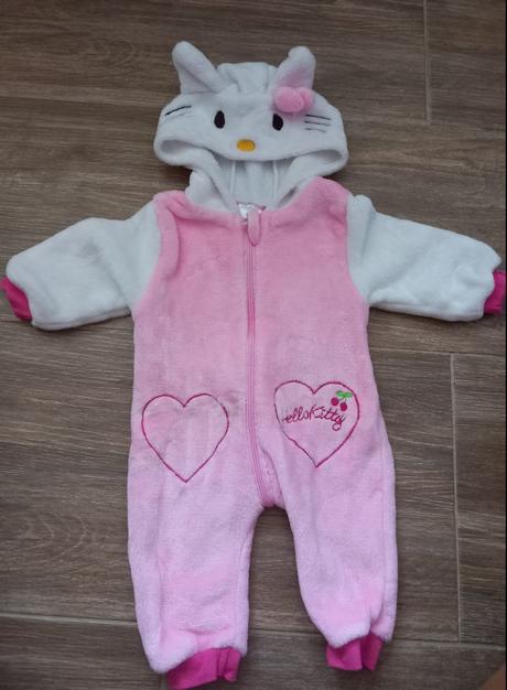 Trplý overal č.62, 62