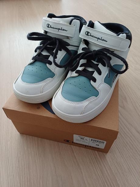 Širšie tenisky, champion,38