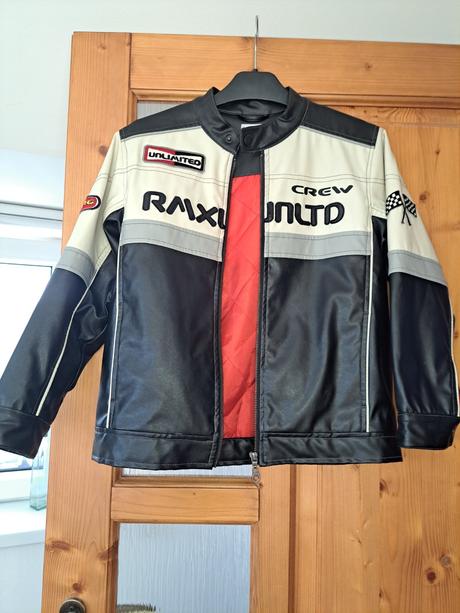 Chlapčenská koženka, 140