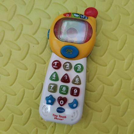 Vtech anglický telefón spieva a svieti, 