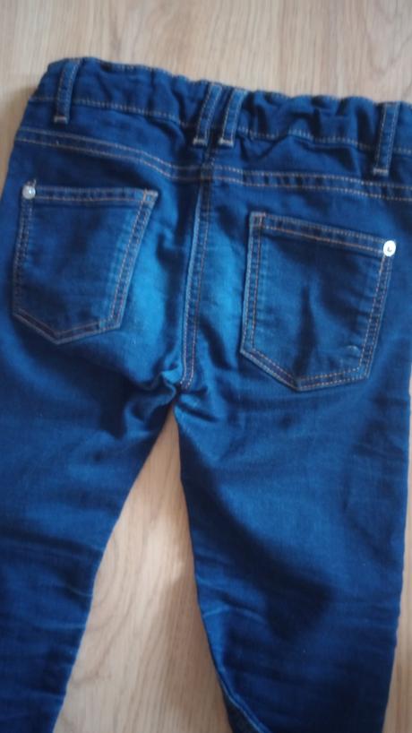 Úzke džínsy, f&f,122