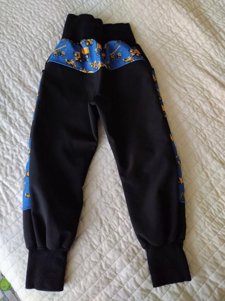 Softshelové nohavice, 116