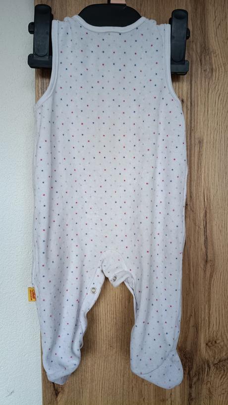 Dupačky s mackom, 62