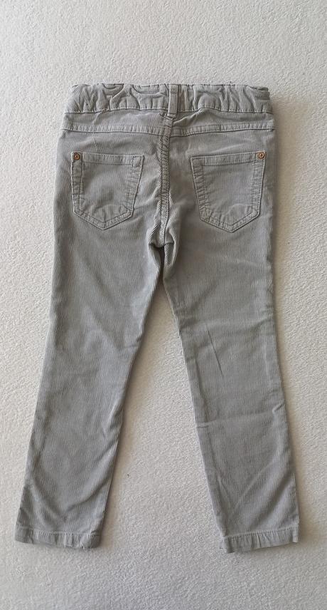 Menčestrové upcyklované nohavice, zara,98