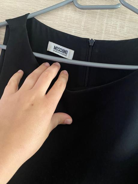 Moschino, moschino,m