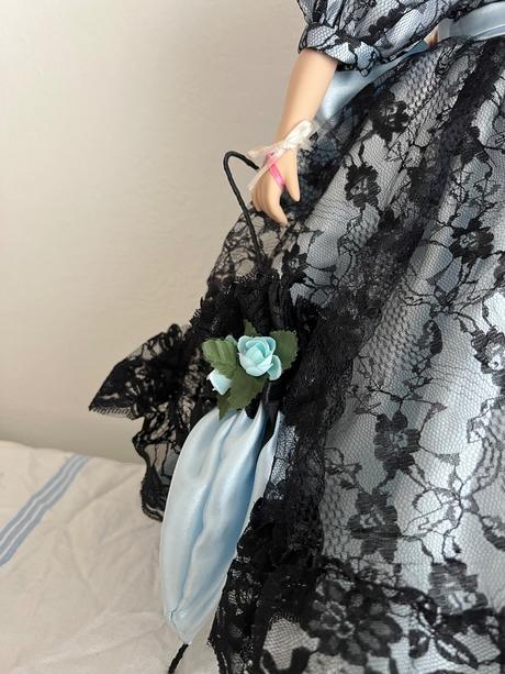 Dlhe saty 50 cm so stojanom klobukom a dazdnikom, 