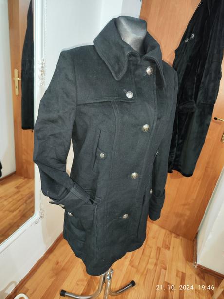 Vlnený kabát 70 percent vlna, l