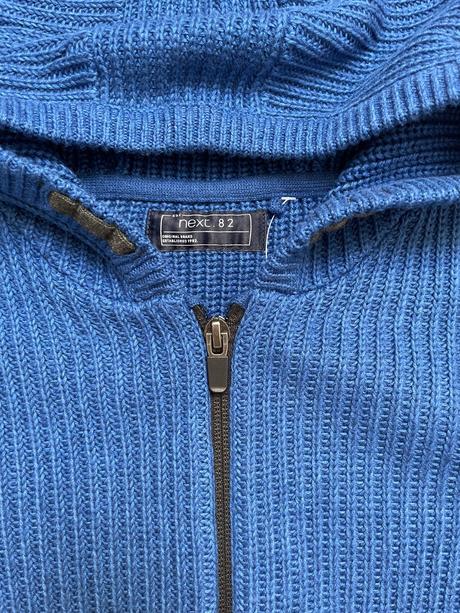 Krásny svetrík s kapucňou, next,134 / 140