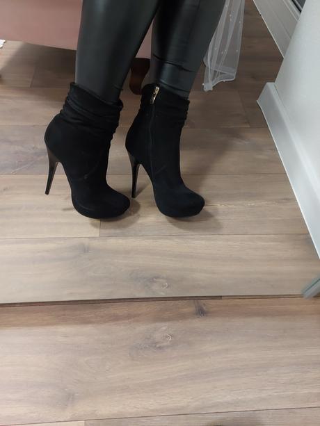 Oteplene cizmicky, 38