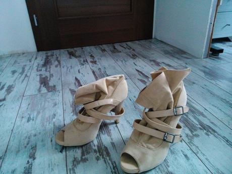 Topánky na opätku - 39, 39