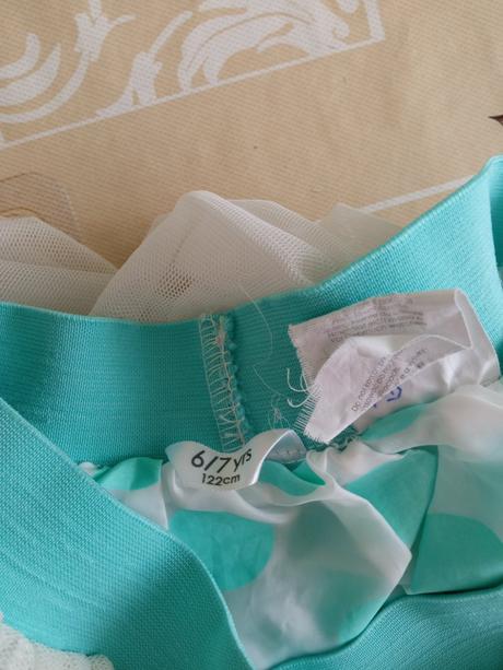 Bodkovana tylova sukna, pepco,116