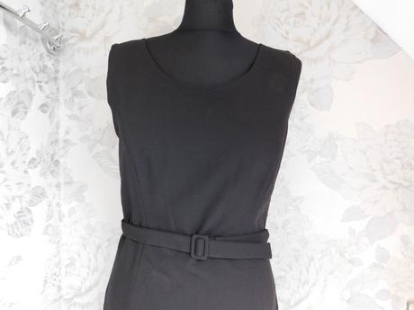 Kvalitne biznis šaty, 36