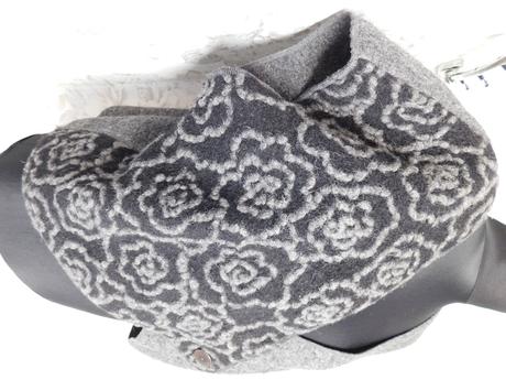 Damska kvalitna vlnena vesta, 46