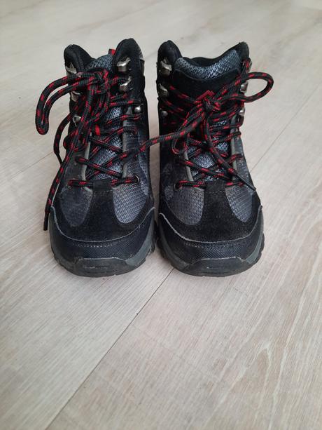 Turistické topánky, 30